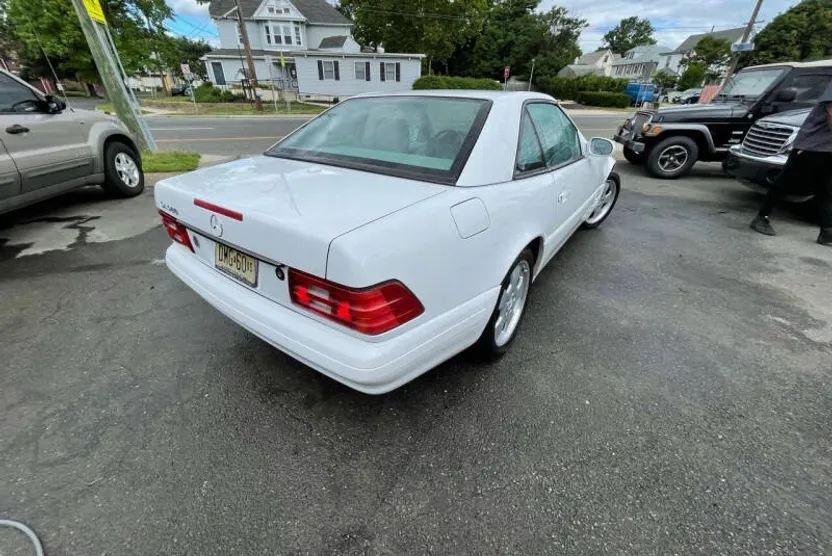2000 Mercedes Benz SL 500 photo 1
