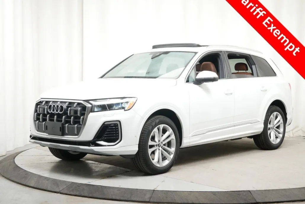 2025 Audi Q7 55 Premium Plus photo 1