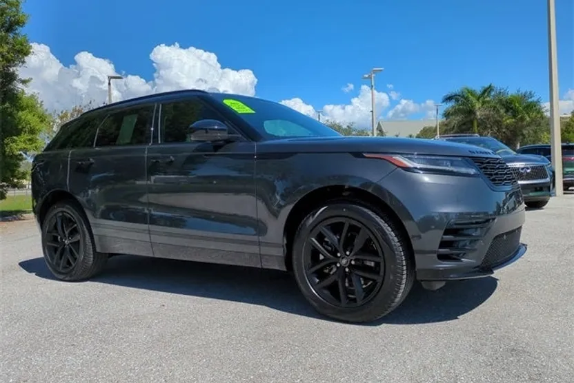 2024 Land Rover Range Rover Velar SE photo 1