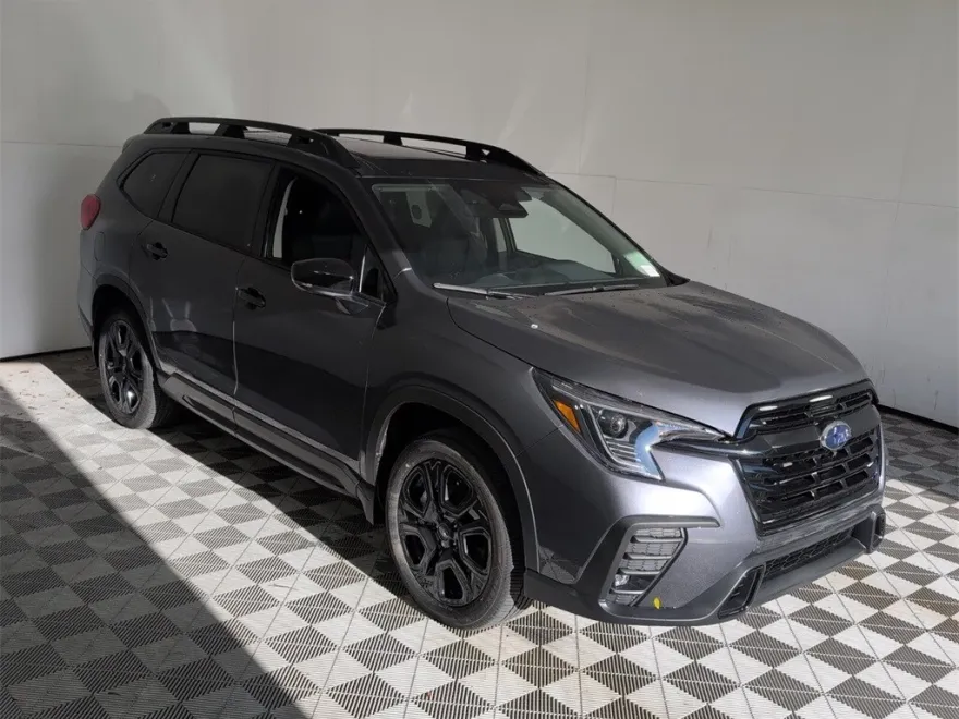 2025 Subaru Ascent Onyx Edition Touring photo 1