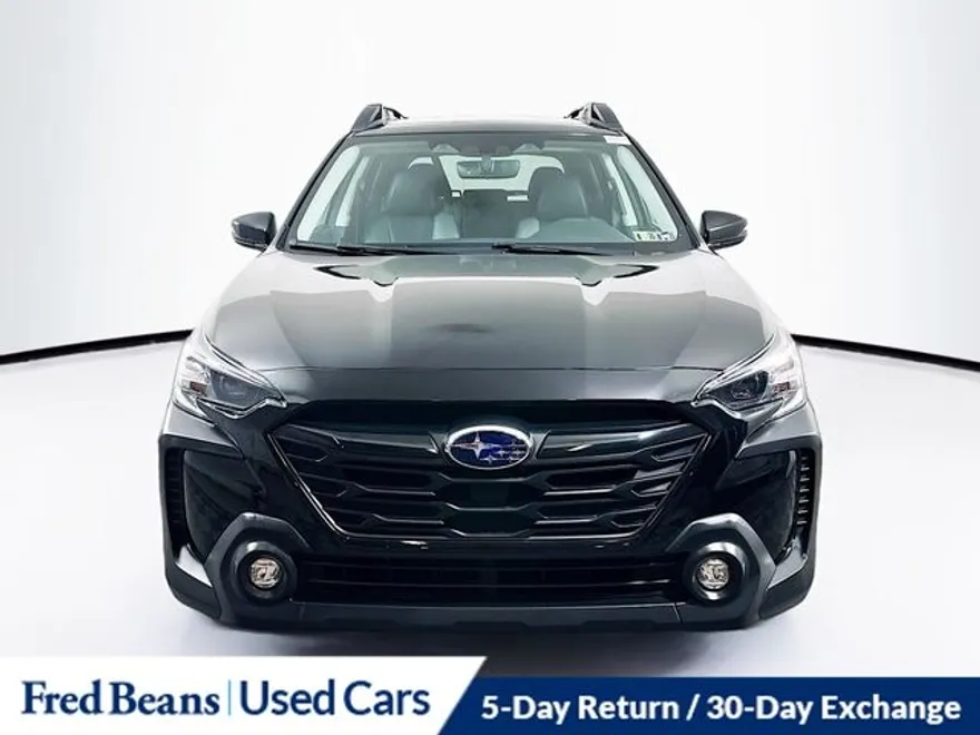 2023 Subaru Outback Onyx Edition photo 1