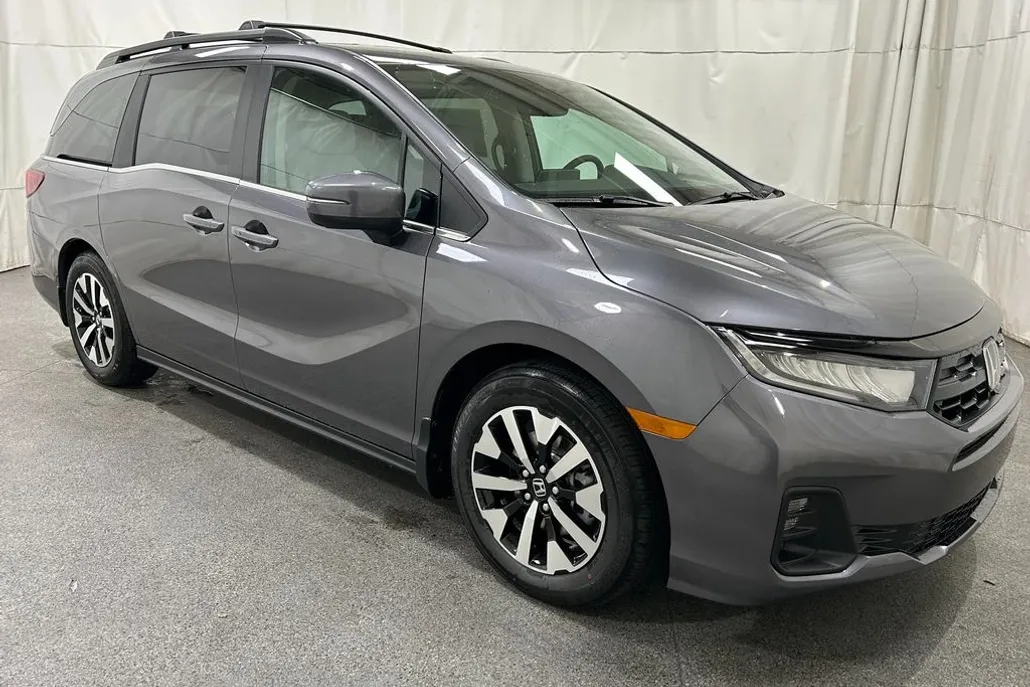 2026 Honda Odyssey EX-L photo 1