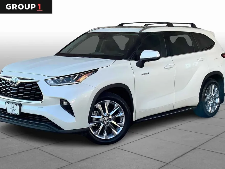 2020 Toyota Highlander Hybrid Limited photo 1