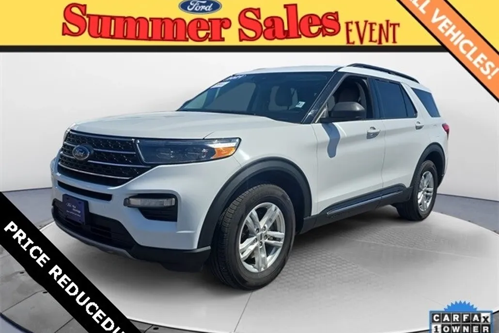 2021 Ford Explorer XLT photo 1