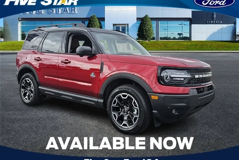 2025 Ford Bronco Sport Outer Banks photo 1