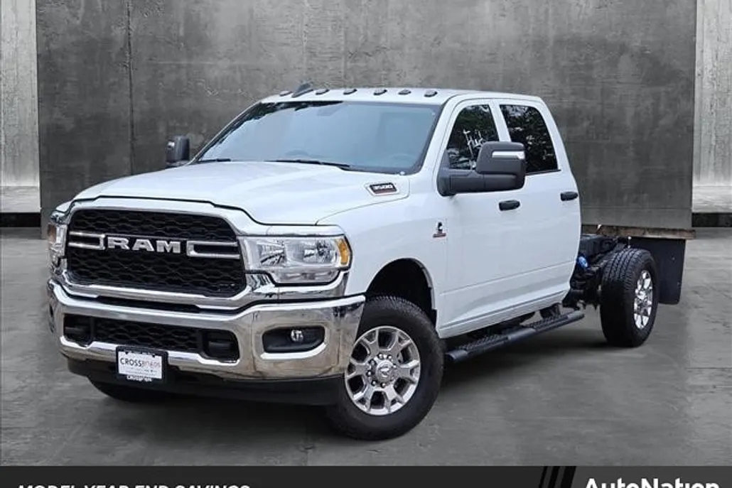 2024 Ram 3500 Tradesman photo 1