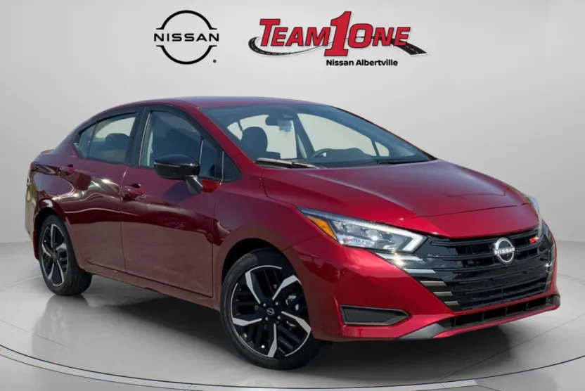 2025 Nissan Versa SR photo 1