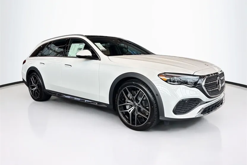 2026 Mercedes Benz E 450 4MATIC All-Terrain Wagon photo 1