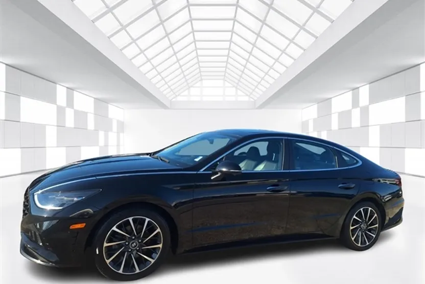 2023 Hyundai Sonata Limited photo 1