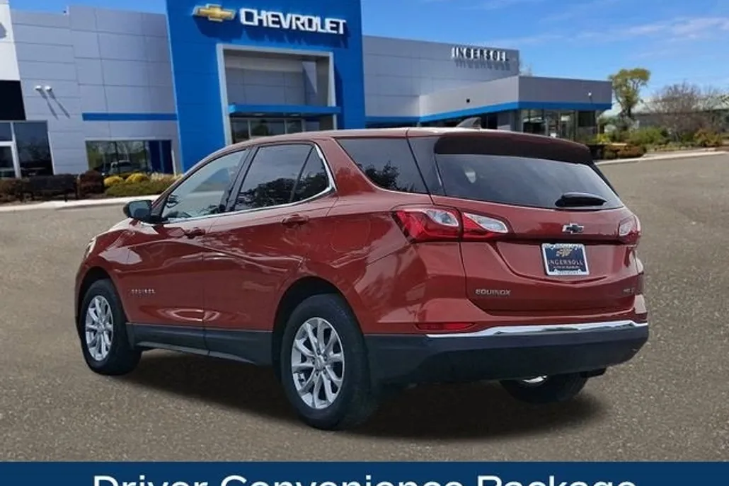 2020 Chevrolet Equinox LT photo 1