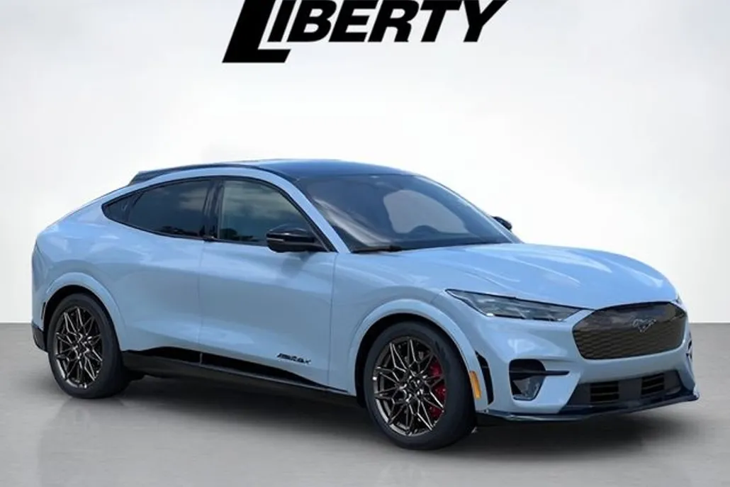 2025 Ford Mustang Mach-E GT photo 1