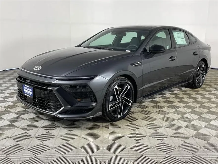 2025 Hyundai Sonata N Line photo 1