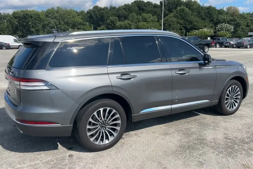 2024 Lincoln Aviator Premiere photo 1