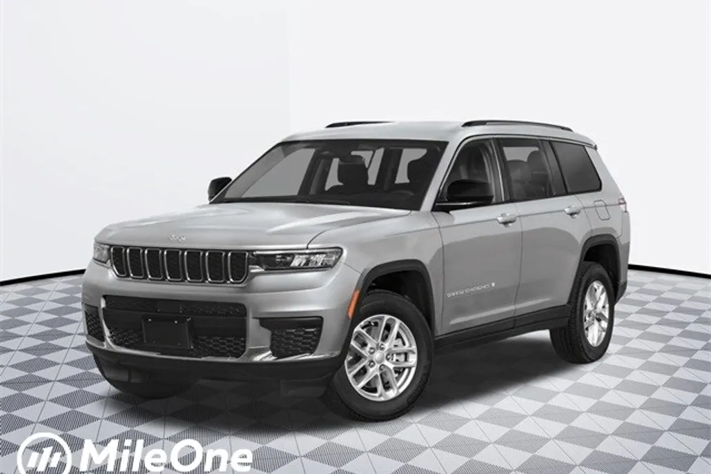 2025 Jeep Grand Cherokee Laredo photo 1
