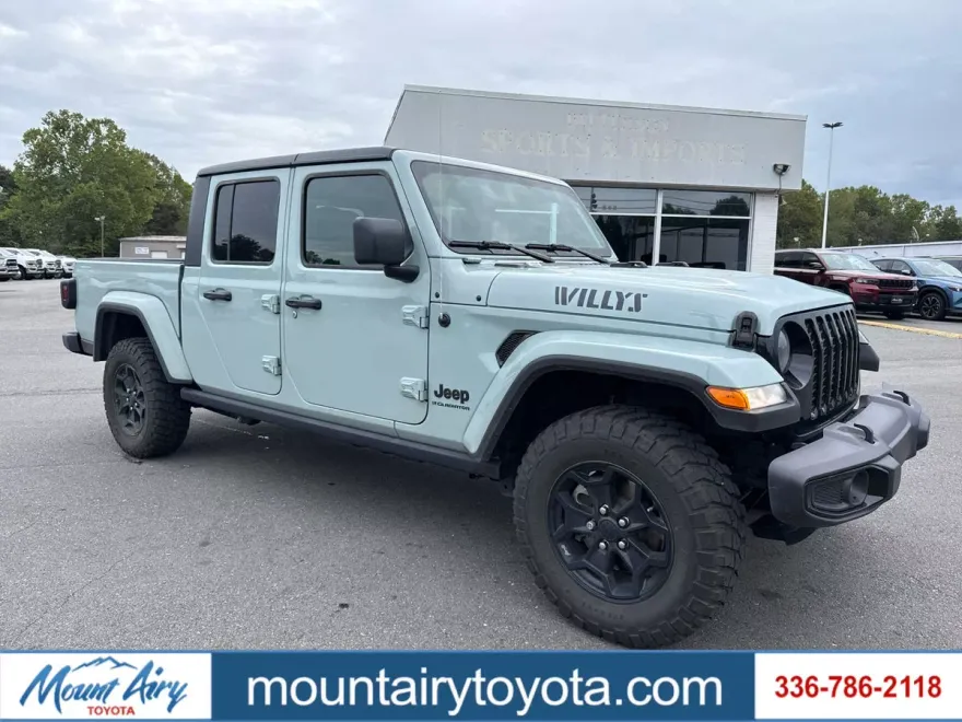 2023 Jeep Gladiator Willys photo 1