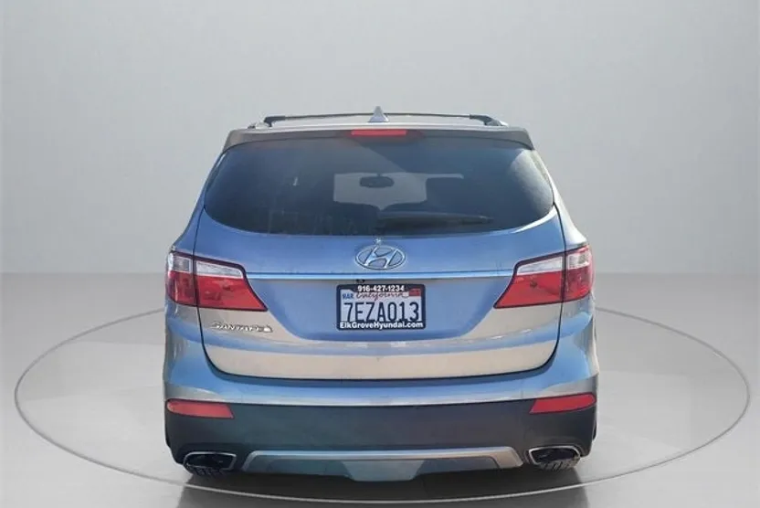 2014 Hyundai Santa Fe GLS photo 1