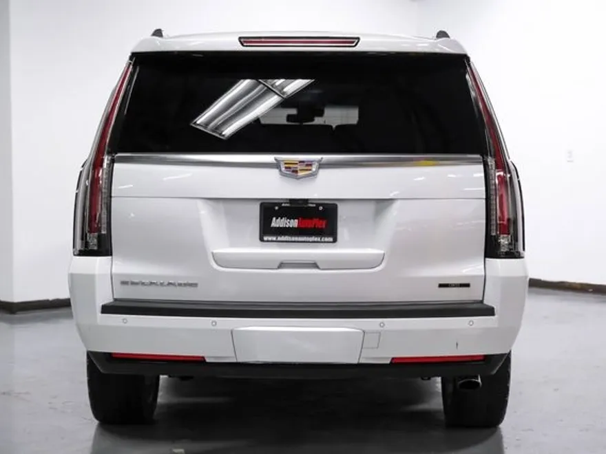2019 Cadillac Escalade ESV Luxury photo 15