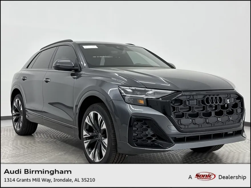 2025 Audi Q8 55 Premium Plus photo 1
