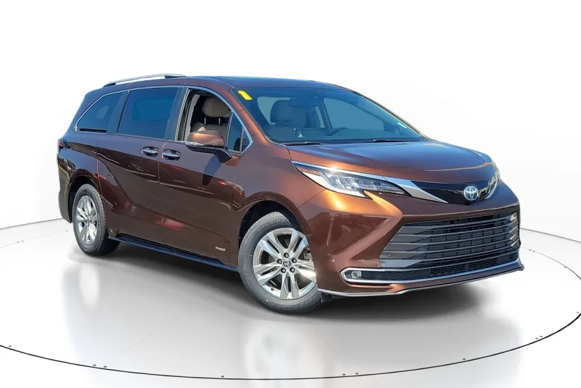2021 Toyota Sienna Base photo 1