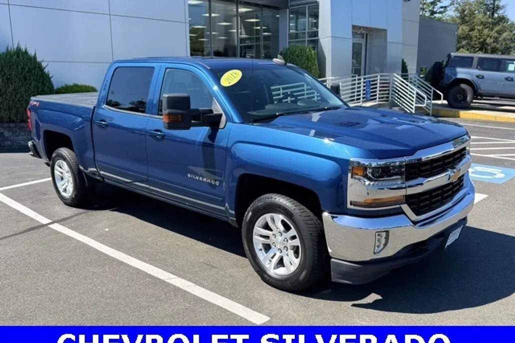 2018 Chevrolet Silverado 1500 LT photo 1