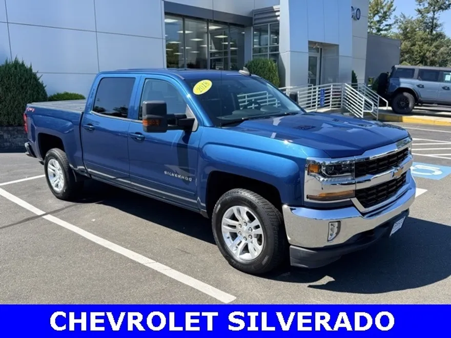 2018 Chevrolet Silverado 1500 LT photo 1