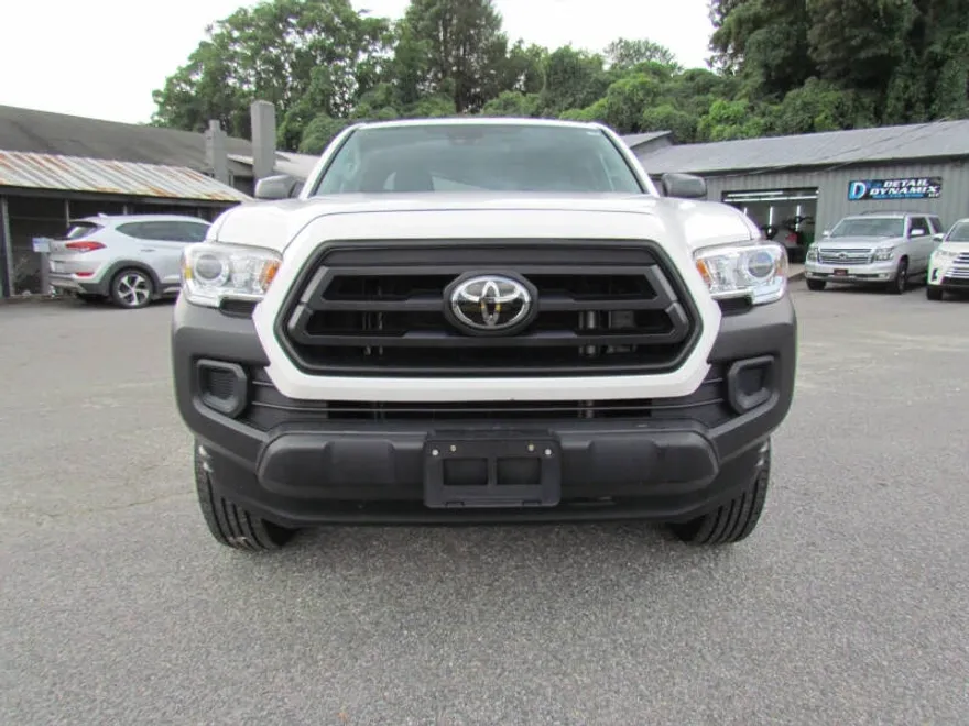 2020 Toyota Tacoma SR5 photo 1