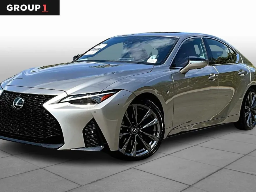2023 Lexus IS 350 F SPORT photo 1