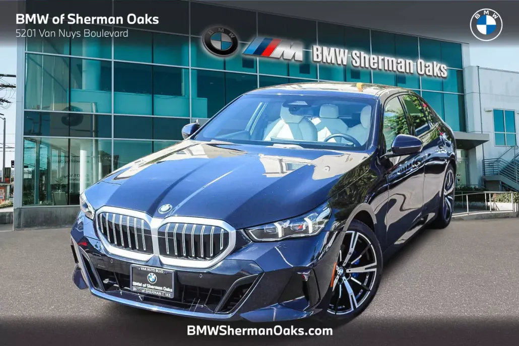 2025 Bmw 530i photo 1