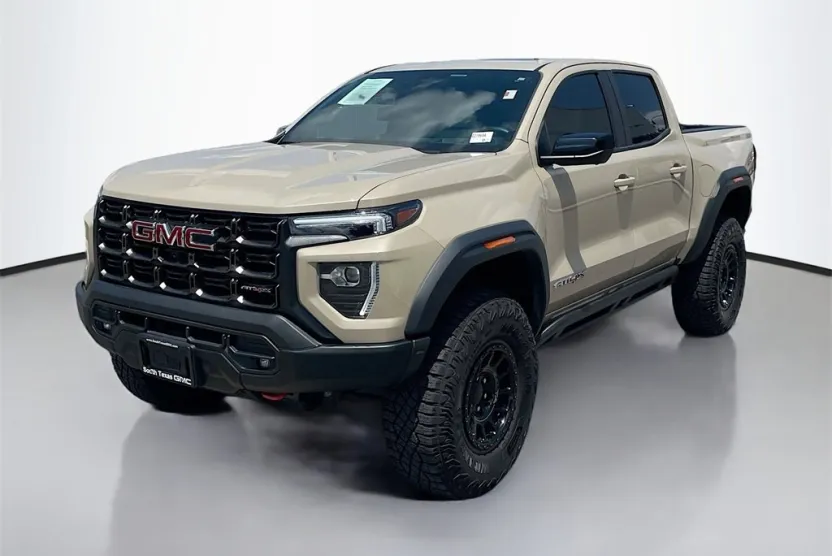 2024 Gmc Canyon AT4X photo 1