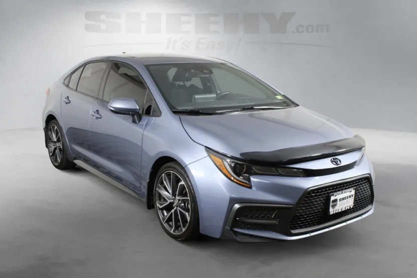 2021 Toyota Corolla SE photo 1