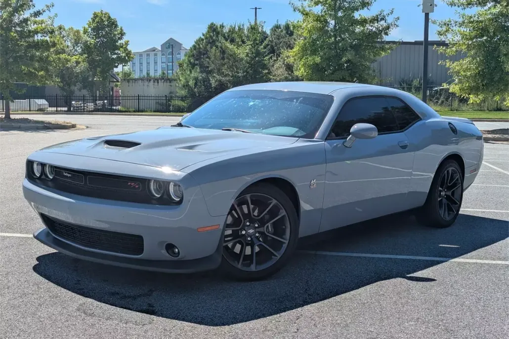 2022 Dodge Challenger R/T Scat Pack photo 1