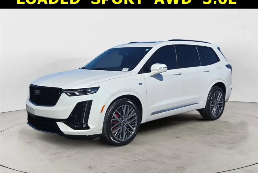 2024 Cadillac XT6 Sport photo 1