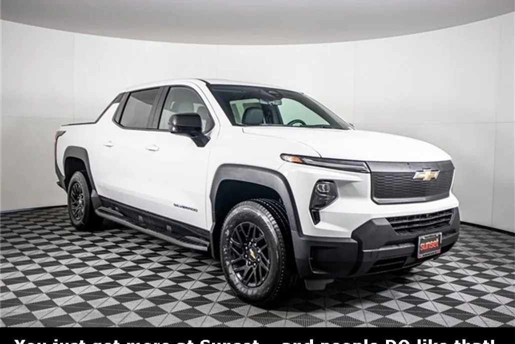 2024 Chevrolet Silverado EV Work Truck photo 1