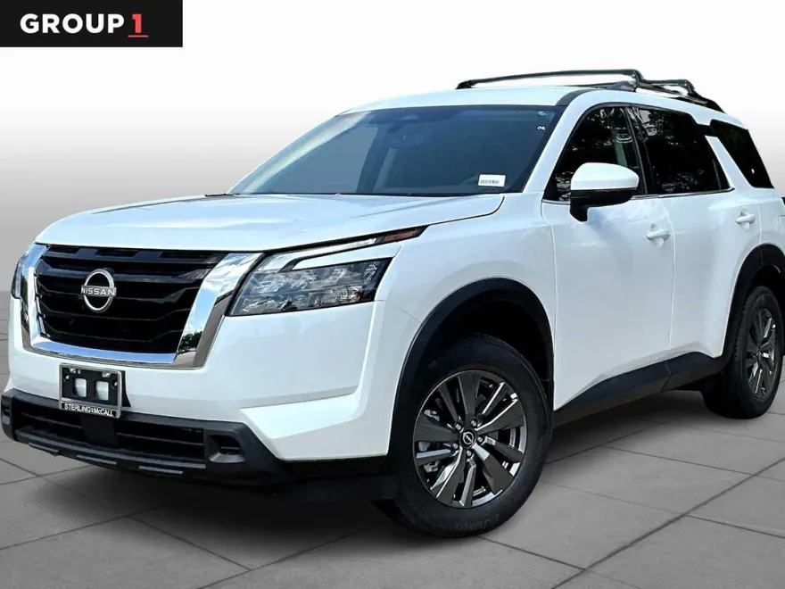 2025 Nissan Pathfinder SV photo 1