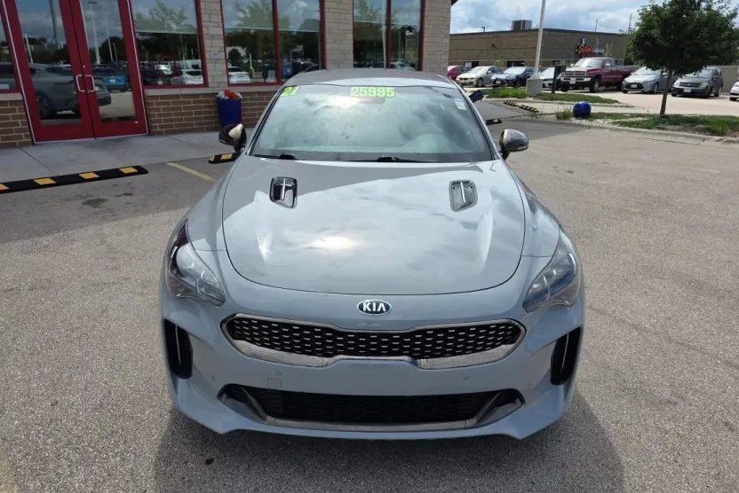 2021 Kia Stinger GT photo 1
