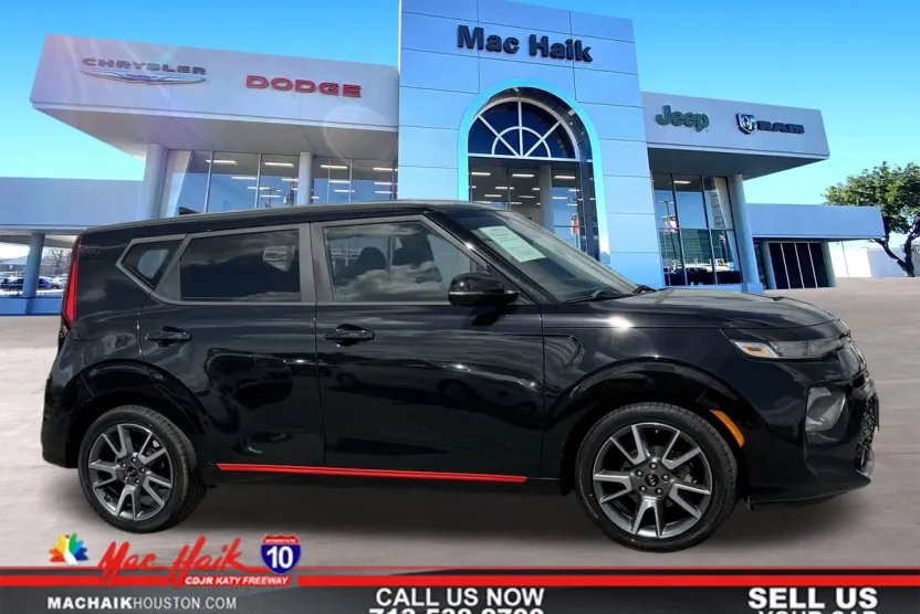 2020 Kia Soul GT-Line photo 1