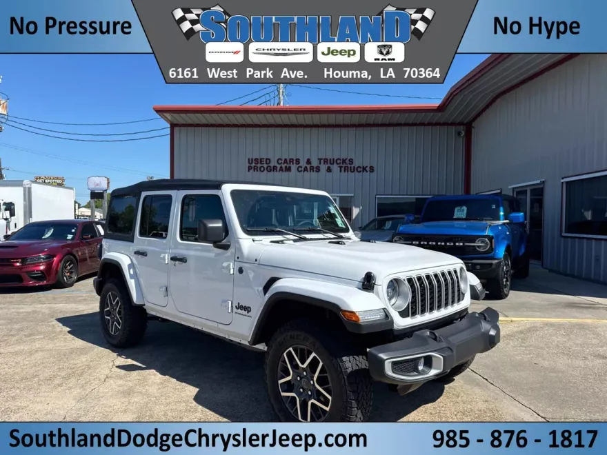 2025 Jeep Wrangler Sahara photo 1