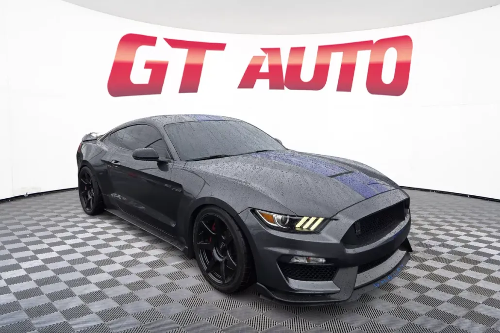 2016 Ford Mustang Shelby GT350 photo 1