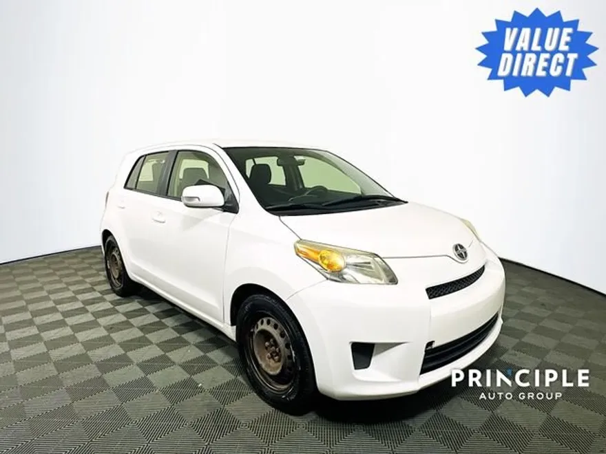 2012 Scion xD Base photo 1