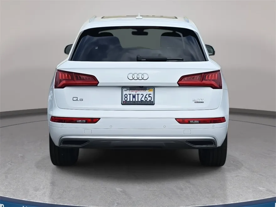 2018 Audi Q5 2.0T Premium Plus photo 1