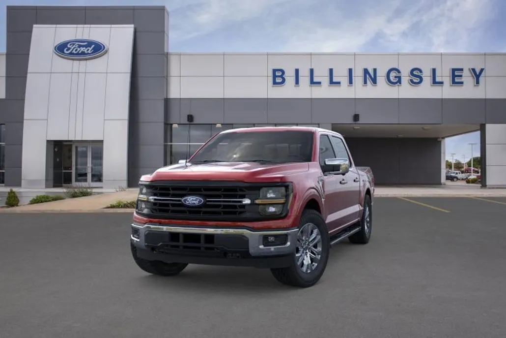 2025 Ford F-150 XLT photo 1