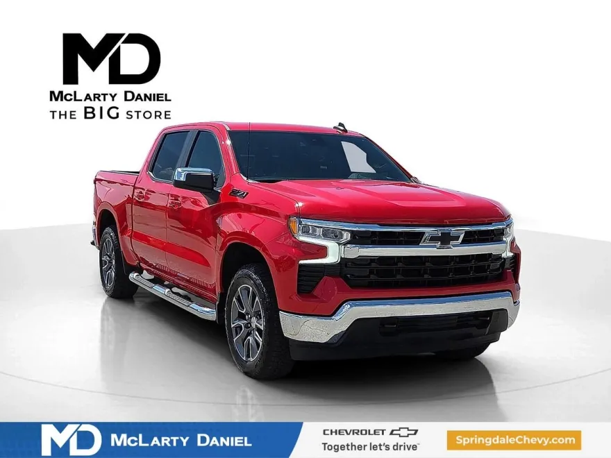2025 Chevrolet Silverado 1500 LT photo 1
