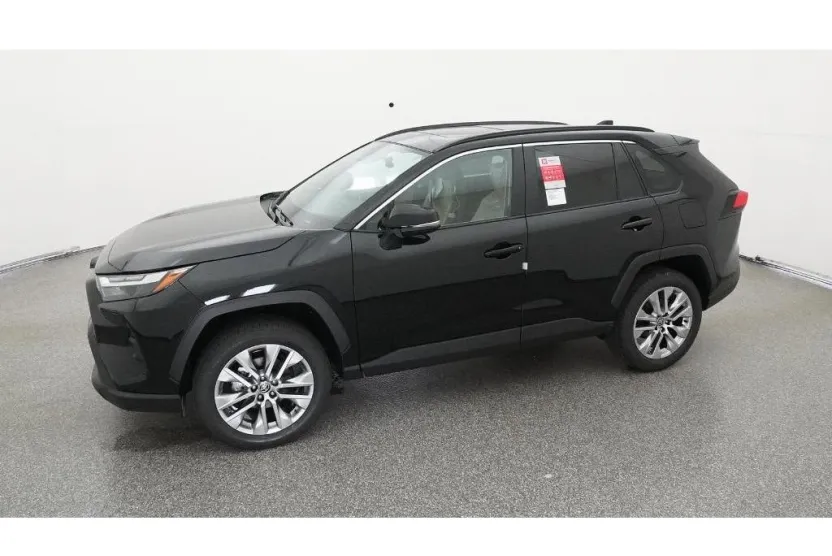 2025 Toyota RAV4 XLE Premium photo 1