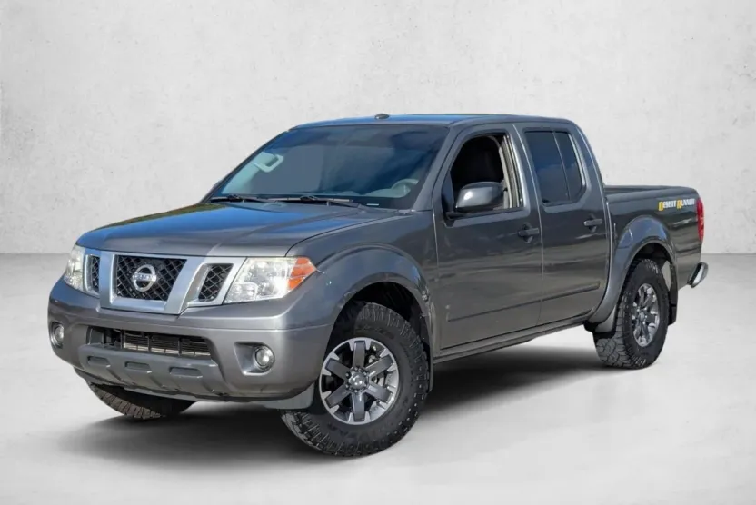 2018 Nissan Frontier Desert Runner photo 1