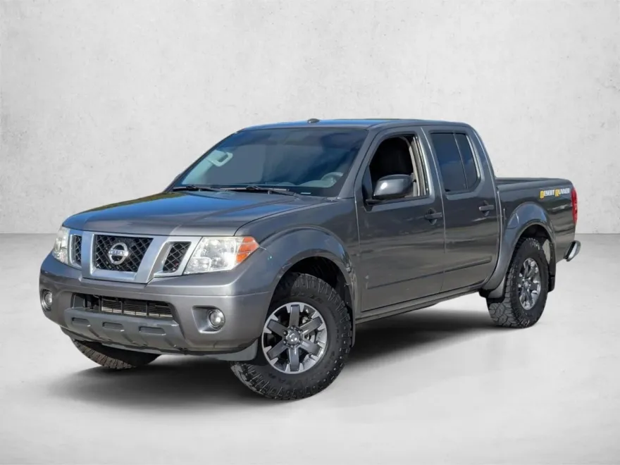 2018 Nissan Frontier Desert Runner photo 1