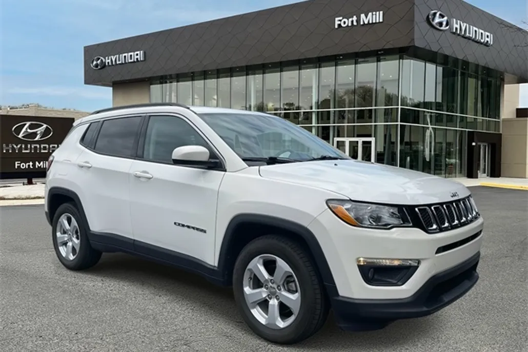 2021 Jeep Compass Latitude photo 1