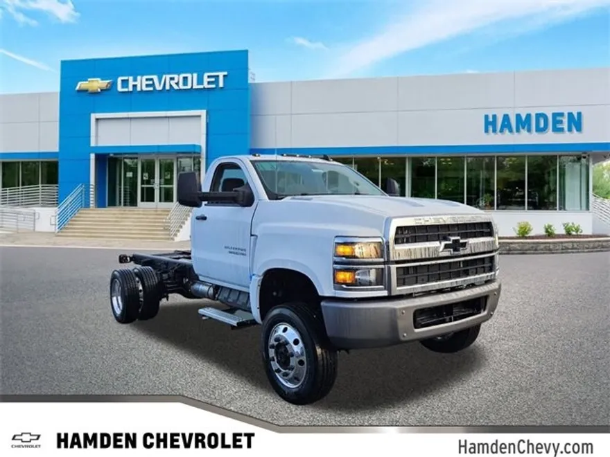 2024 Chevrolet Silverado 6500HD Work Truck photo 1
