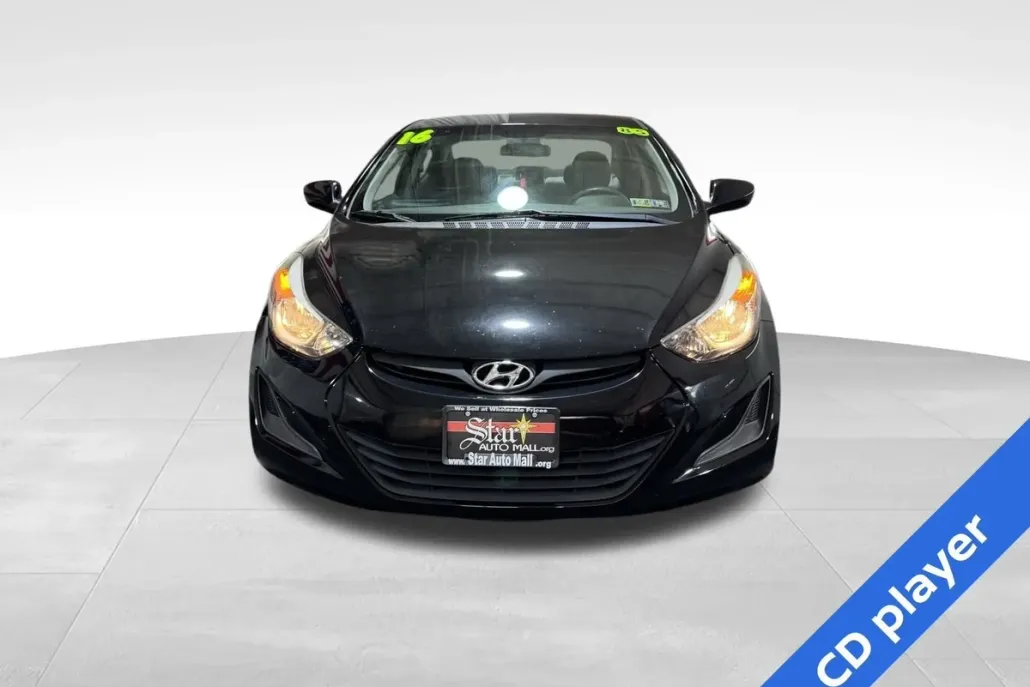 2016 Hyundai Elantra SE photo 1