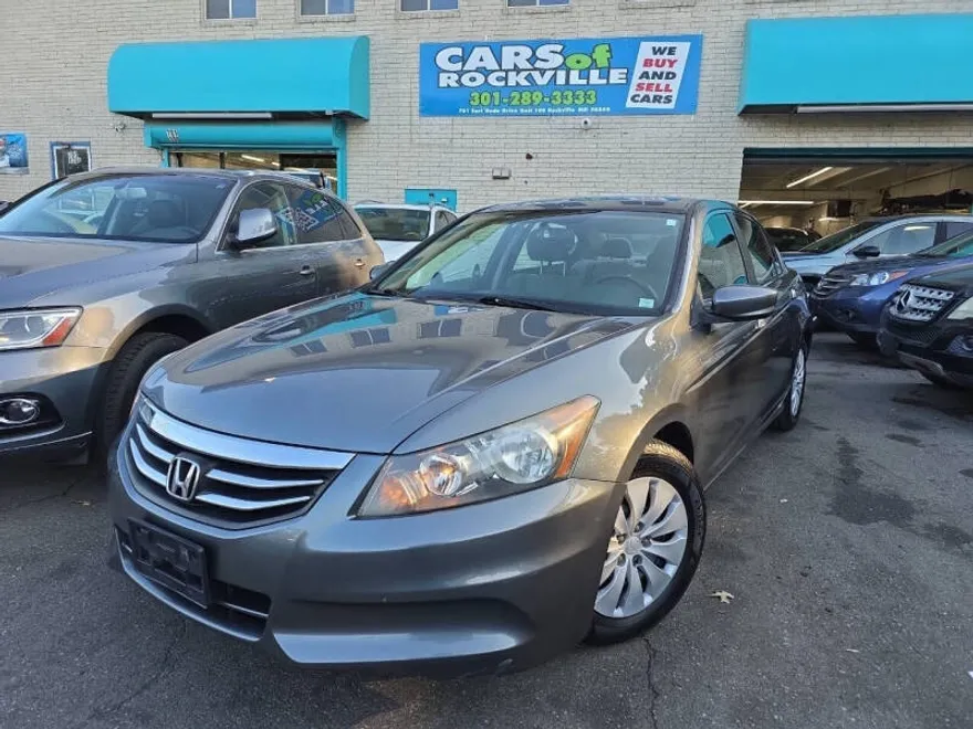 2011 Honda Accord LX photo 1