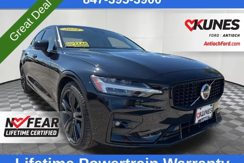 2024 Volvo S60 B5 Plus photo 1